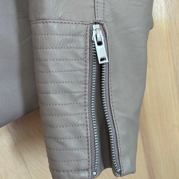 Amaryllis beige/blush faux leather jacket - Picture 8 of 10